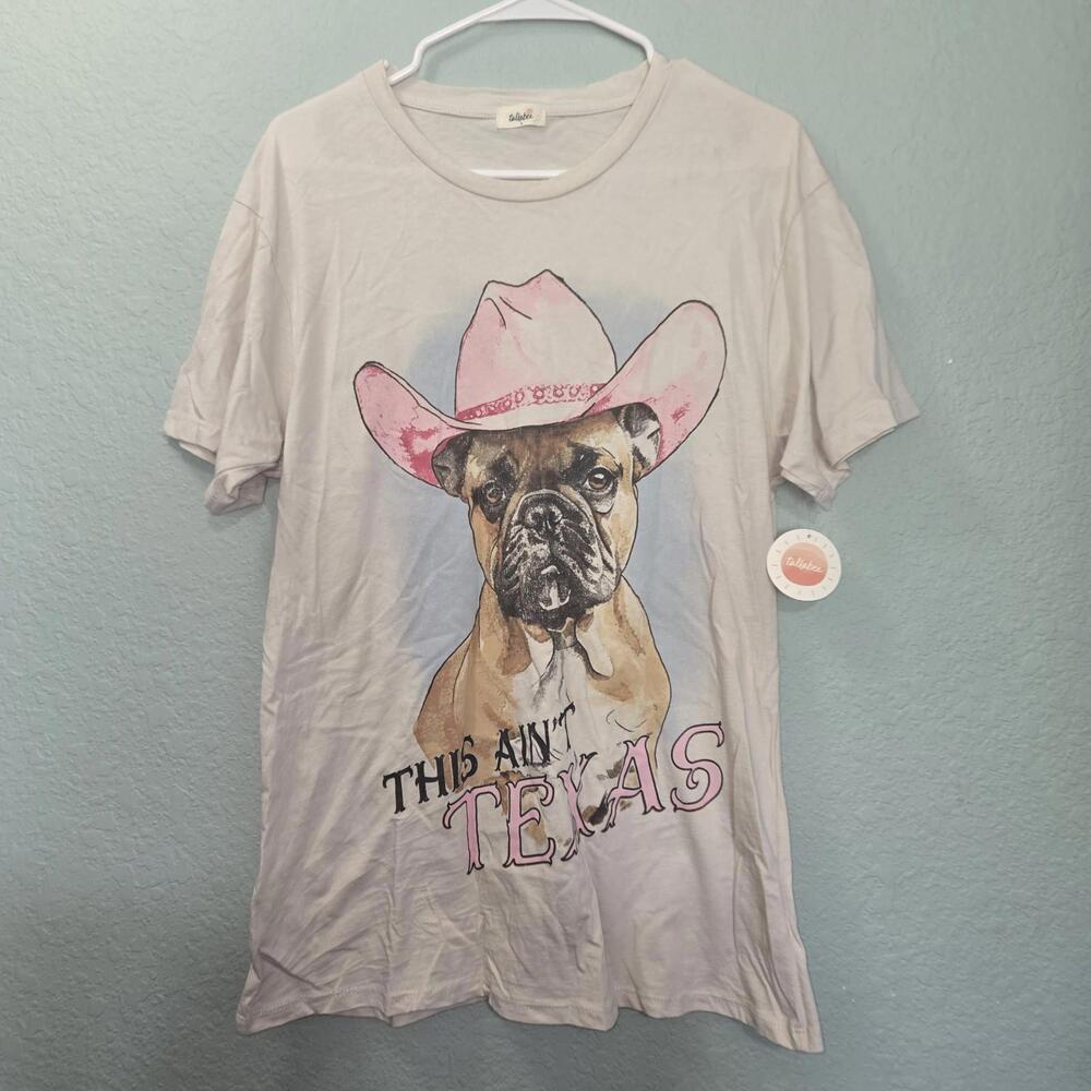 NWT Tullabee This Ain't Texas Pink Hat Dog Women Shirt Sz S Short Sleeve